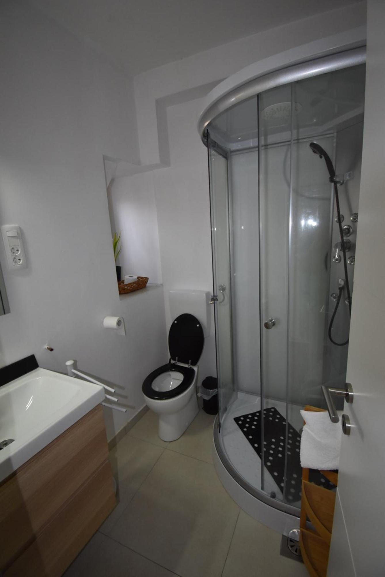 Apartments Free Alps, Massage & Wine ボヴェツ エクステリア 写真