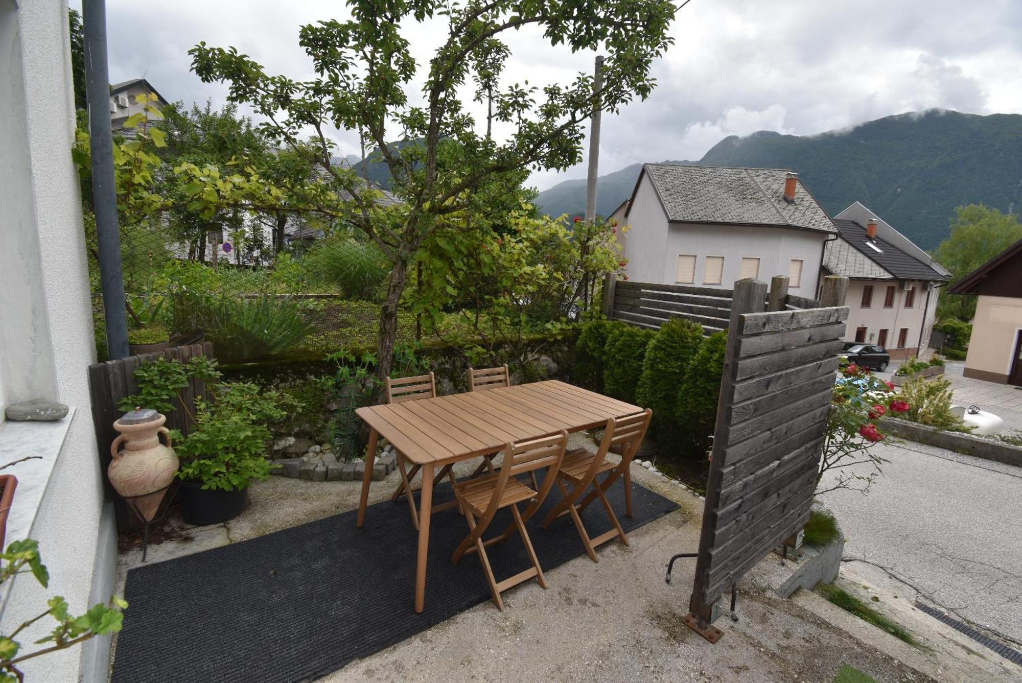 Apartments Free Alps, Massage & Wine ボヴェツ エクステリア 写真