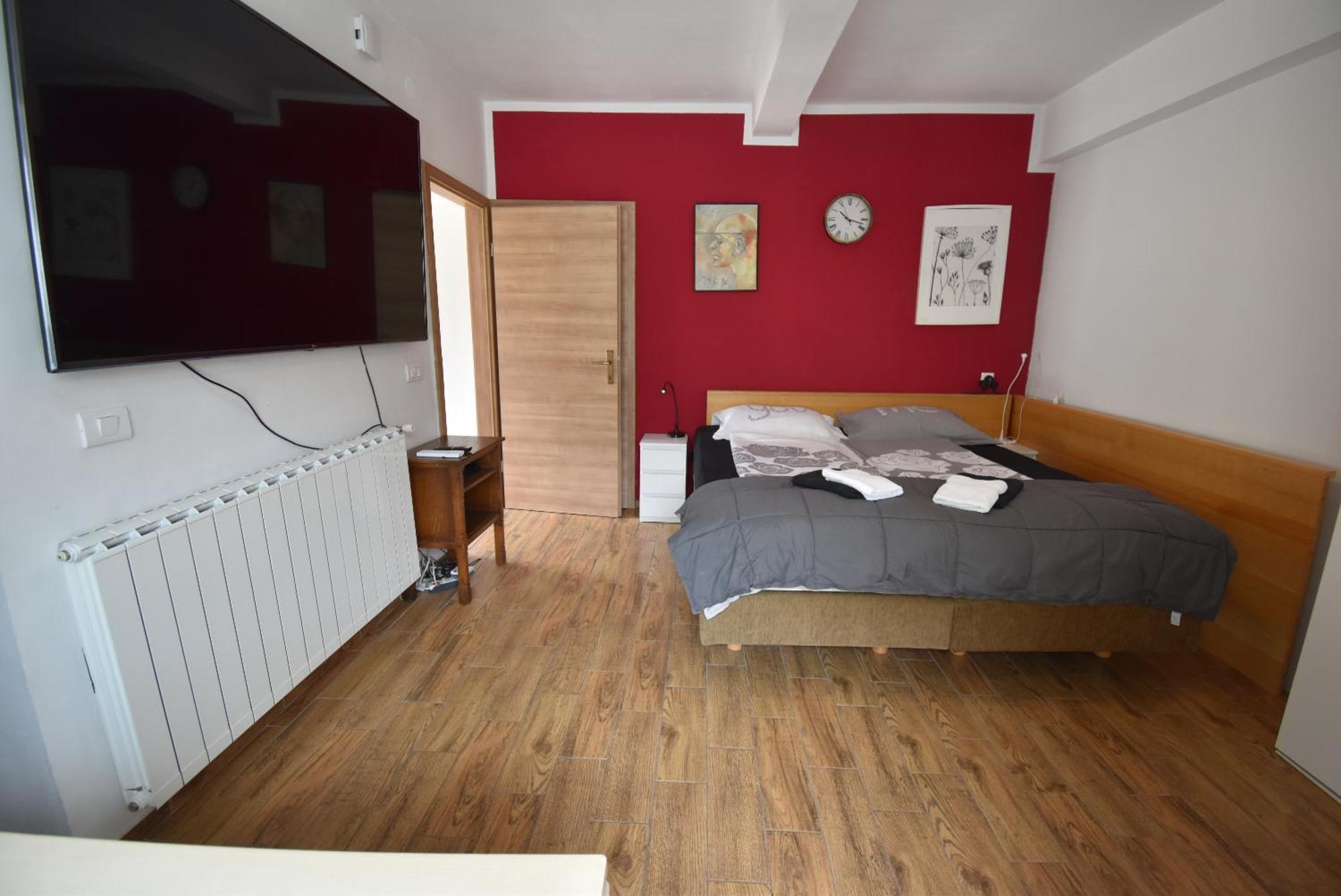 Apartments Free Alps, Massage & Wine ボヴェツ エクステリア 写真